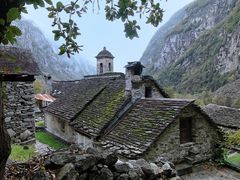 Bergdorf im Tessin