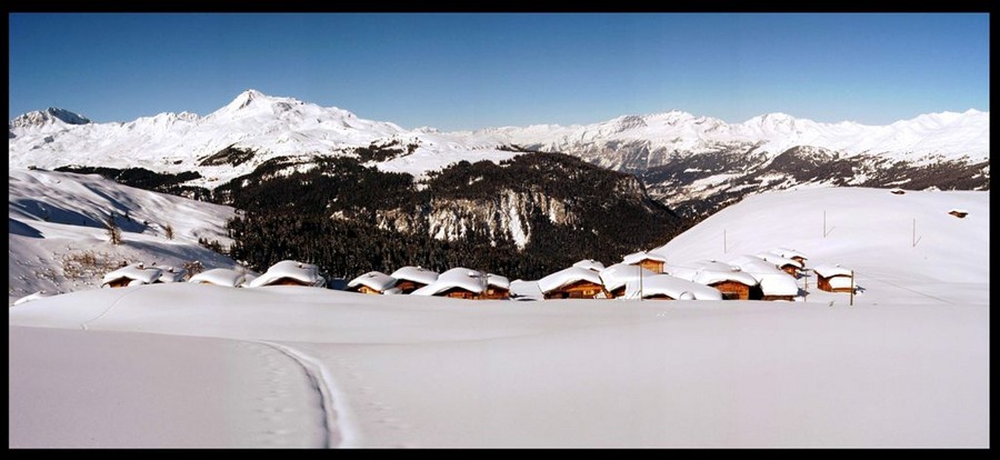 Bergdorf im Winter