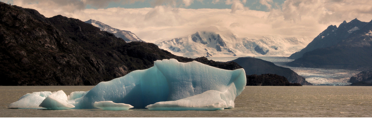 BERGE AUS EIS