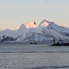 Berge, Fischer und das Meer