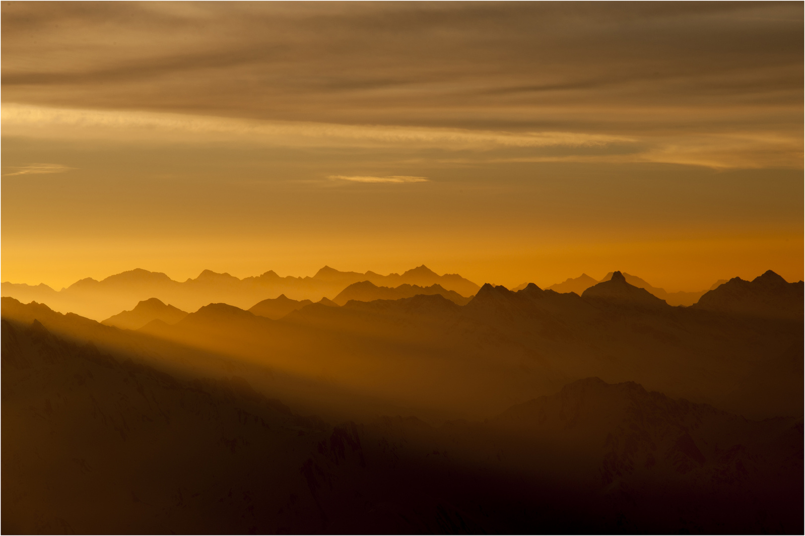 Berge im Morgendunst