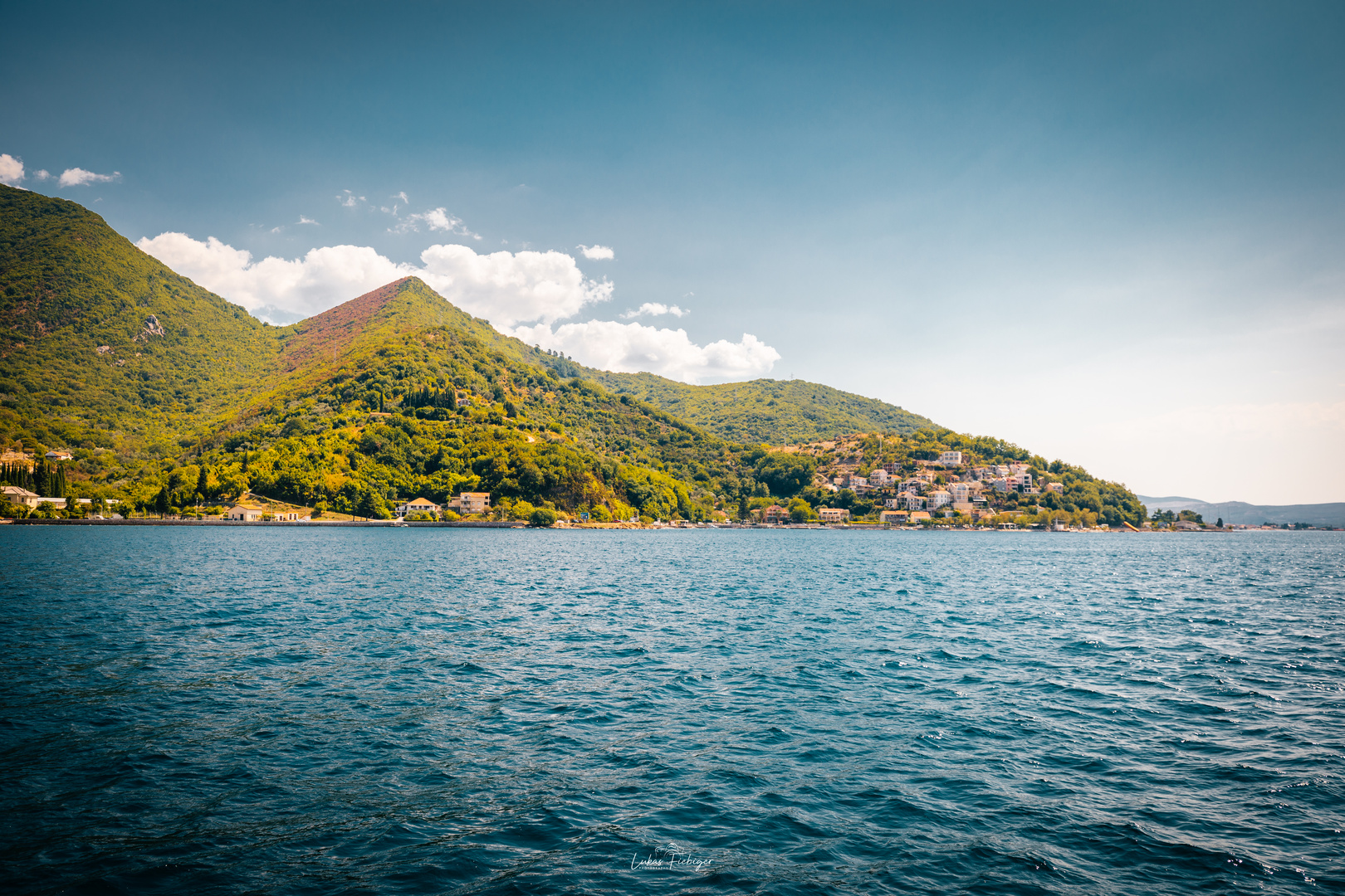 Berge in der Bucht von Kotor