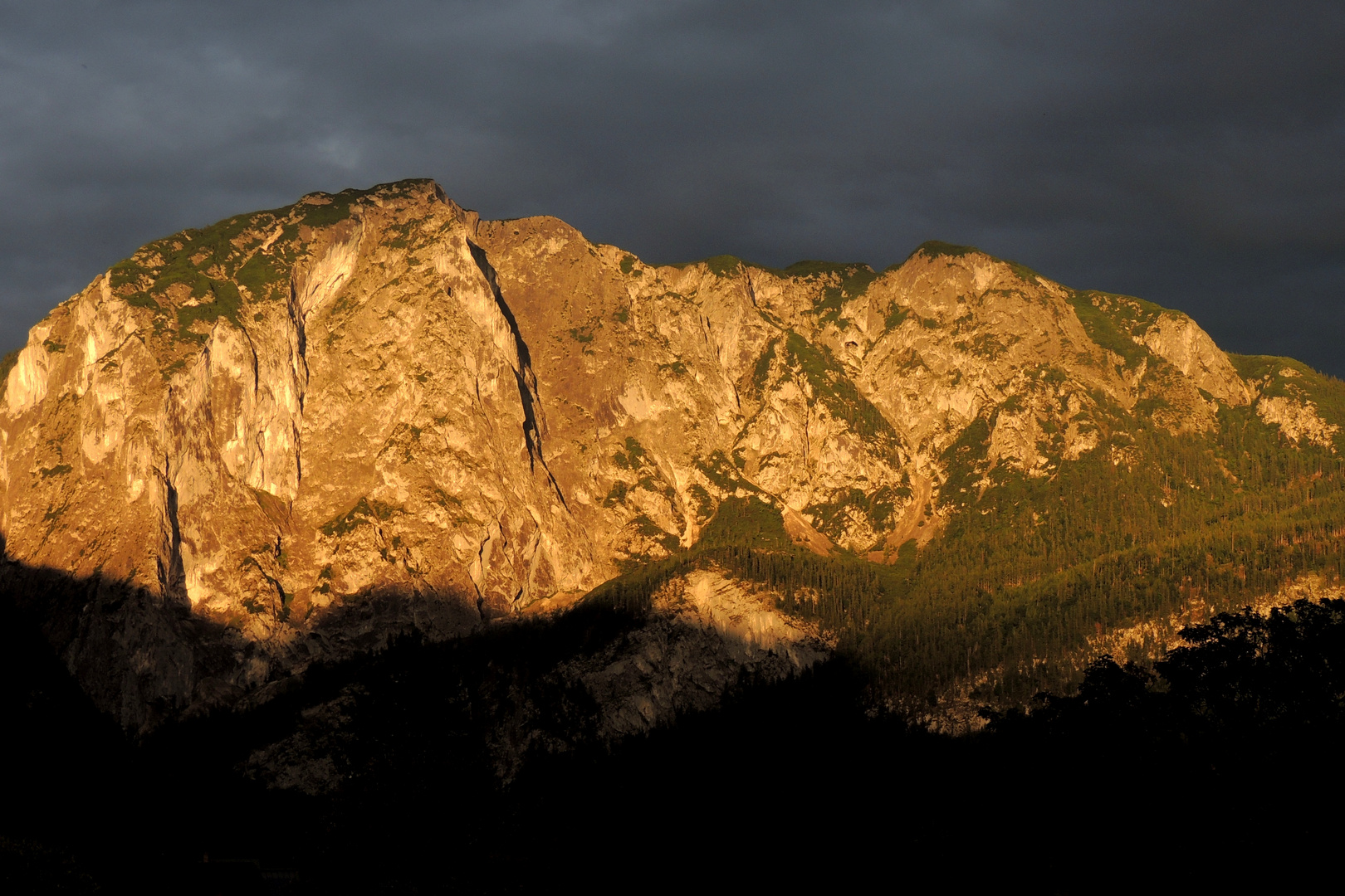 "Berge in Flammen"