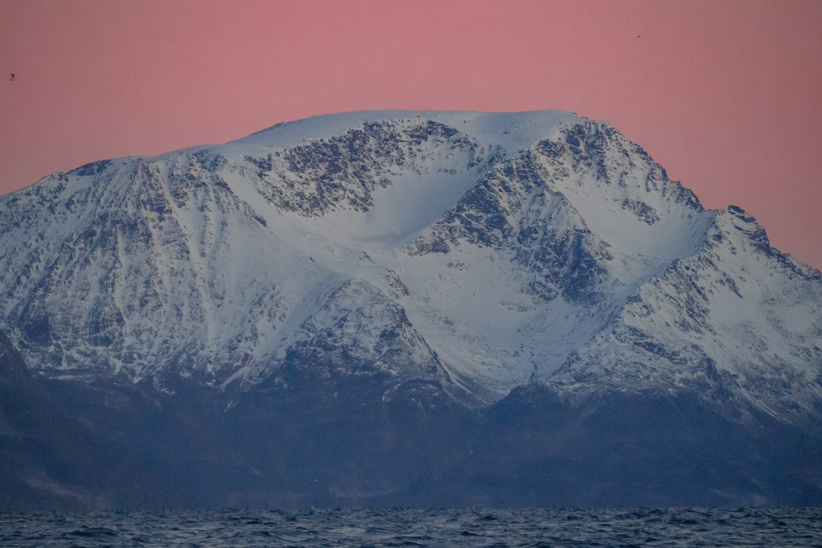 Berge in Pastelltöne gehüllt