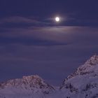 Berge mit Mond in Arosa (CH)