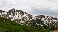 Berge mit Zebrastreifen...............