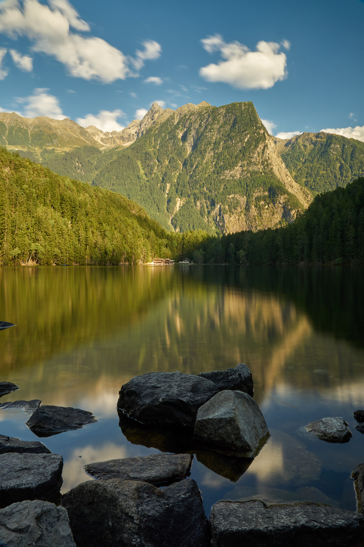 Berge Seenlandschaft bei Sautens Vorarlberg