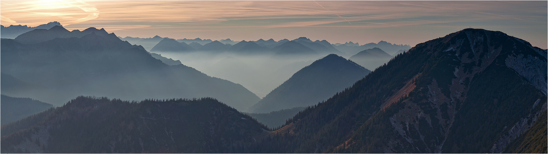 Berge soweit das Auge reicht :)