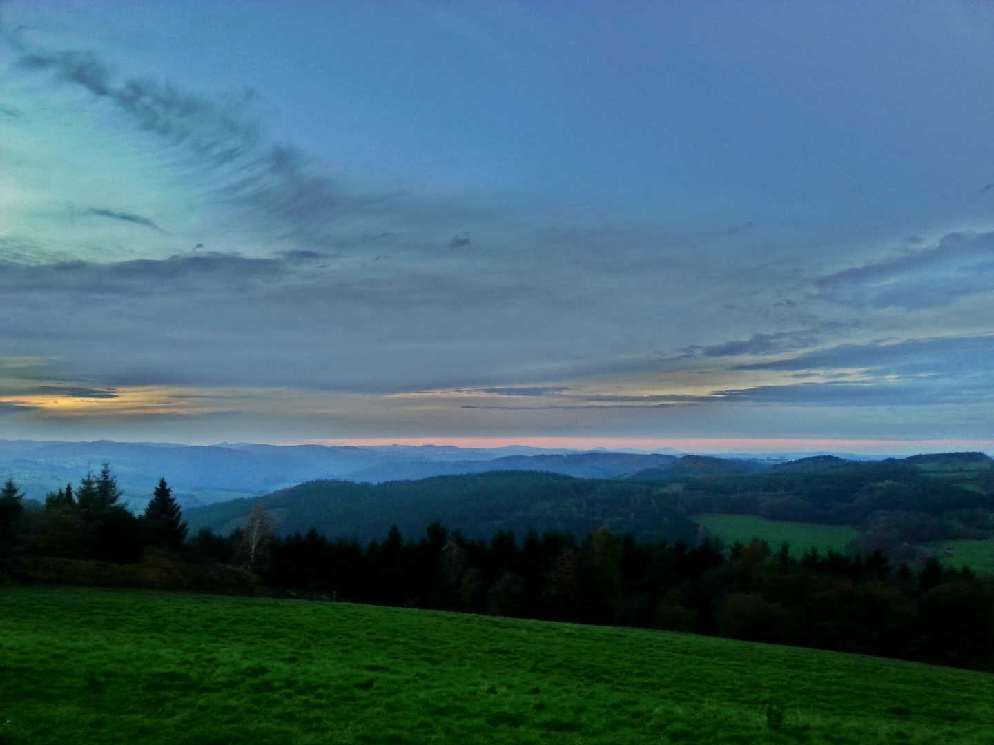 Berge über den nördlichen Rheinland-Pfalz