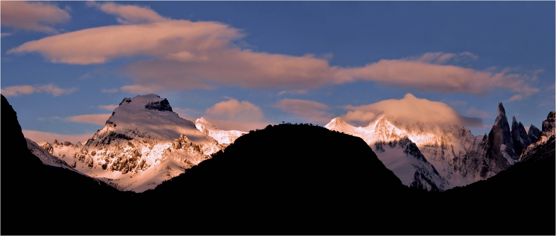 BERGE UND TÄLER