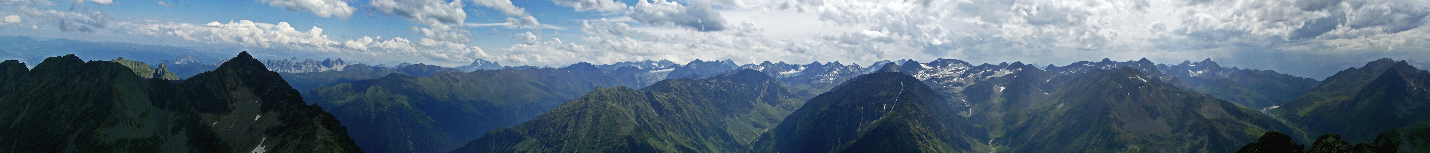 Berge und Täler im Sellrain