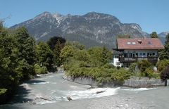 Berge und Wasser vereint