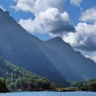 Berge und Wolken