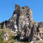 Berge - von Höhlen durchlöchert wie ein schweizer Käse