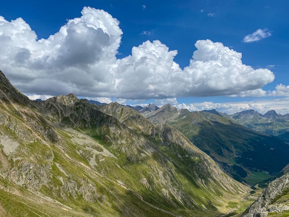 Berge & Wolken