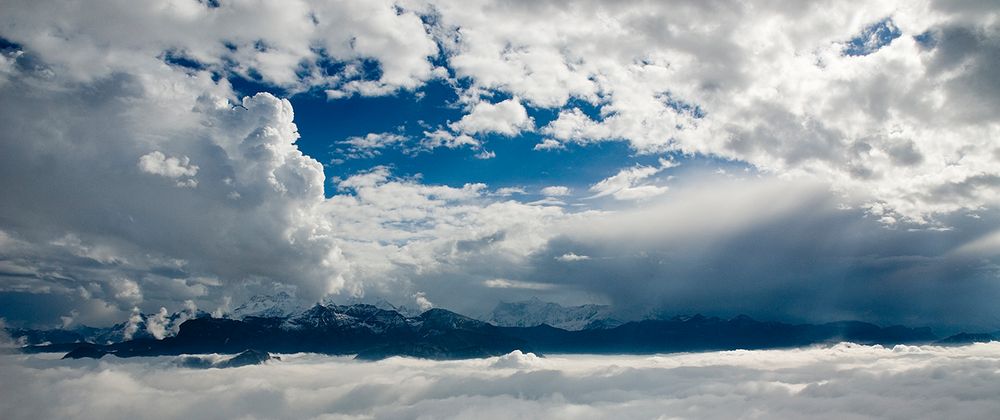 [ Berge <=> Wolken ]