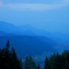 Berge zur blauen Stunde