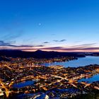 Bergen bei Nacht