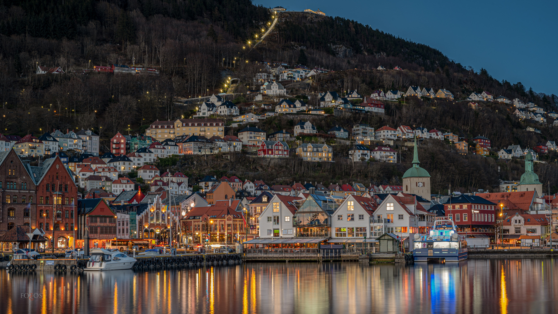 Bergen - Blick zum Fløyen