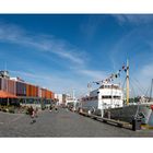 Bergen --- links die Mathallen - rechts der Hafen