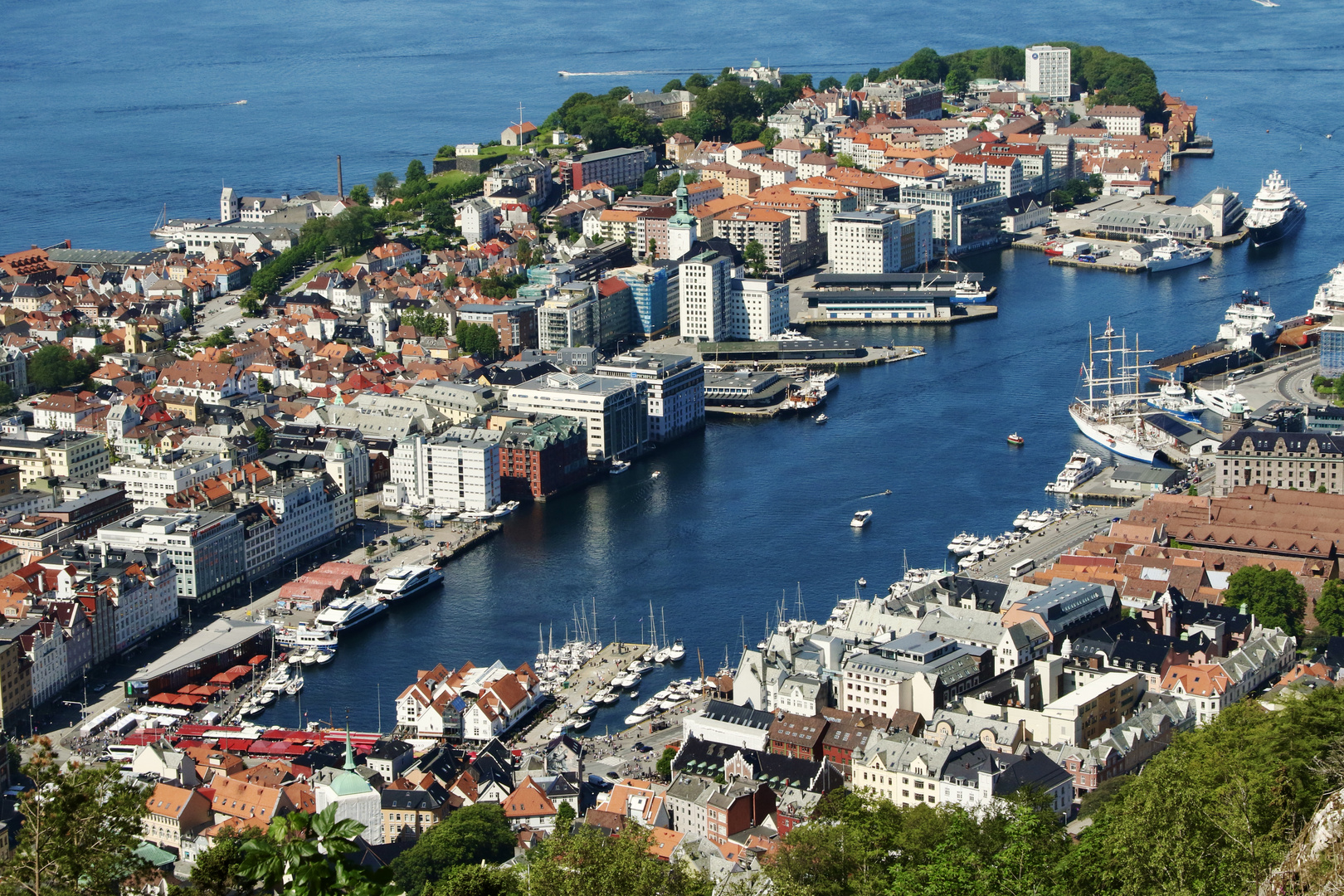 Bergen / N von oben.