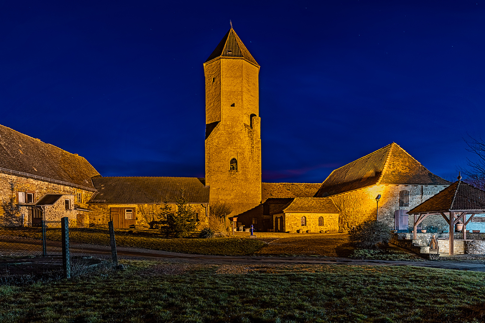 Bergfried 3...