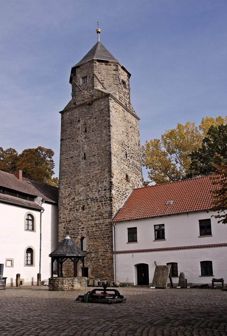 Bergfried der Burg Ummendorf