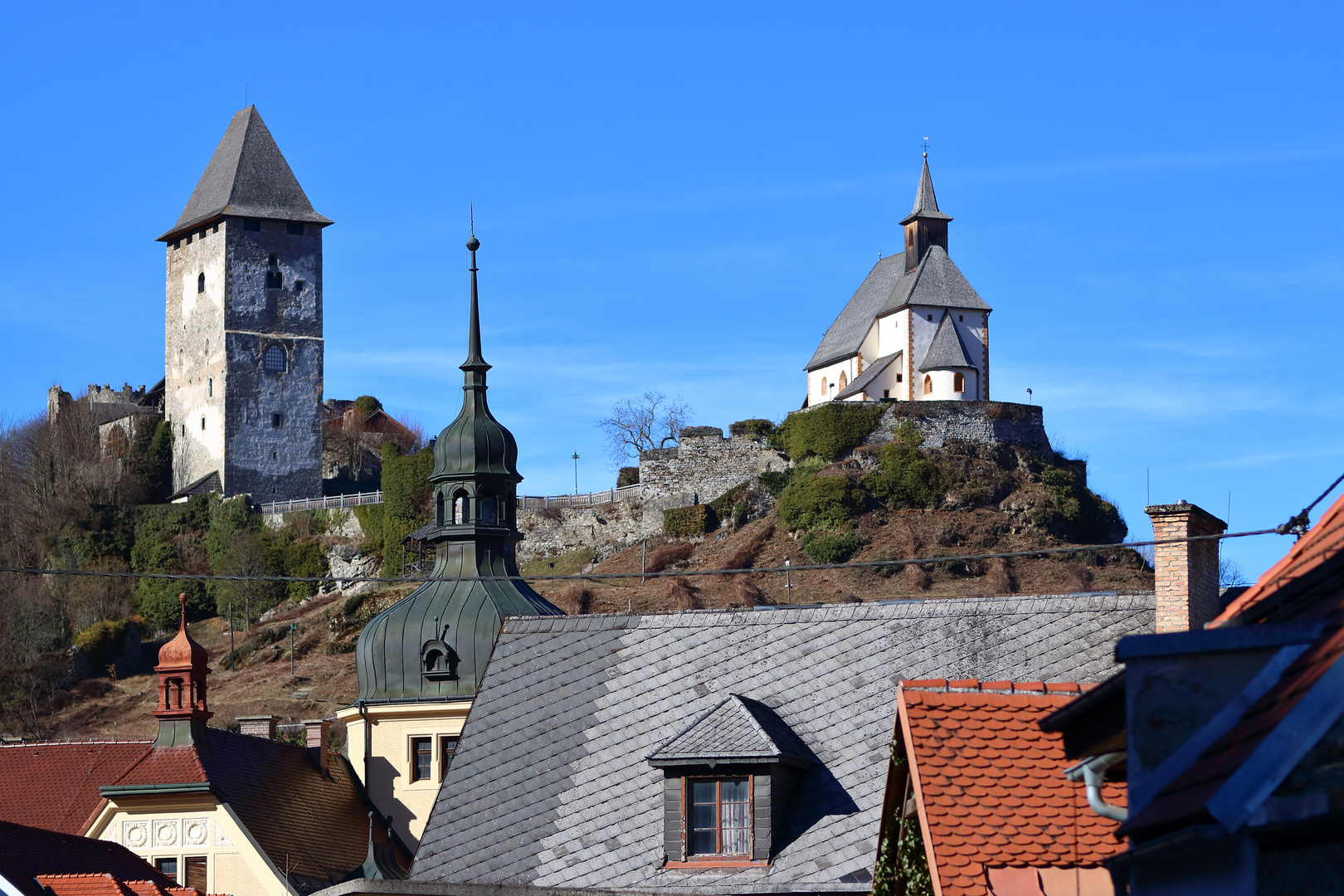 Bergfried und Petersbergkirche in Friesach