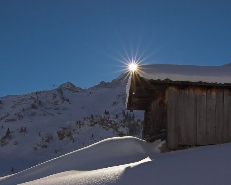 Berghütte im Schnee