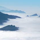 (Berg)Inseln im (Wolken)Meer