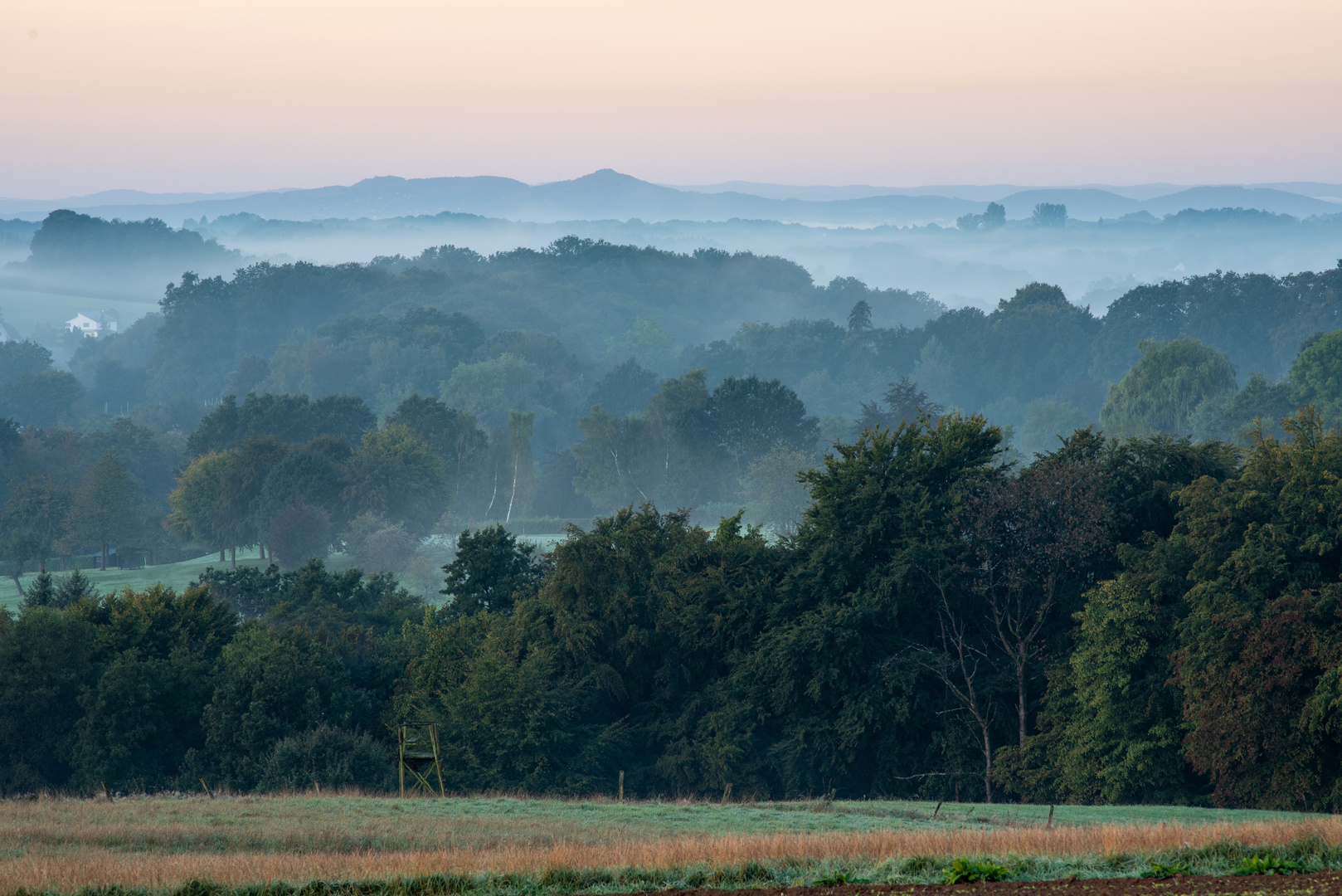 Bergisches Land im Morgendunst