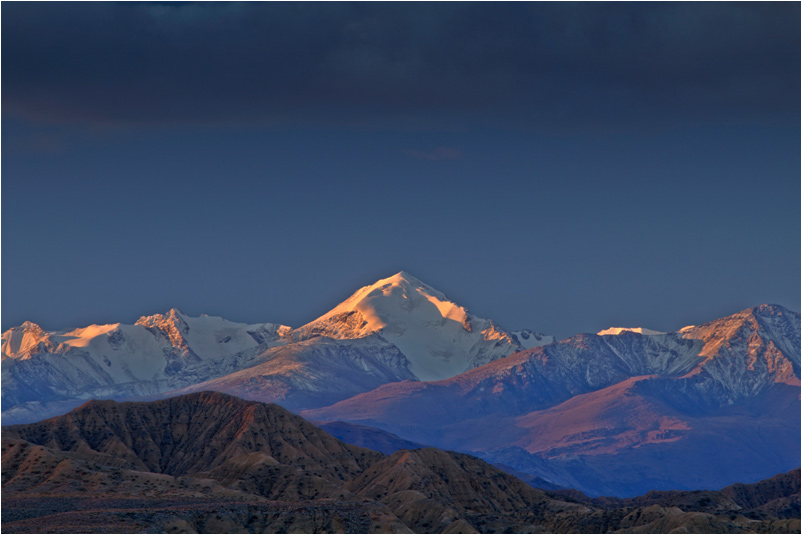 Bergkette am Issyk-Kul