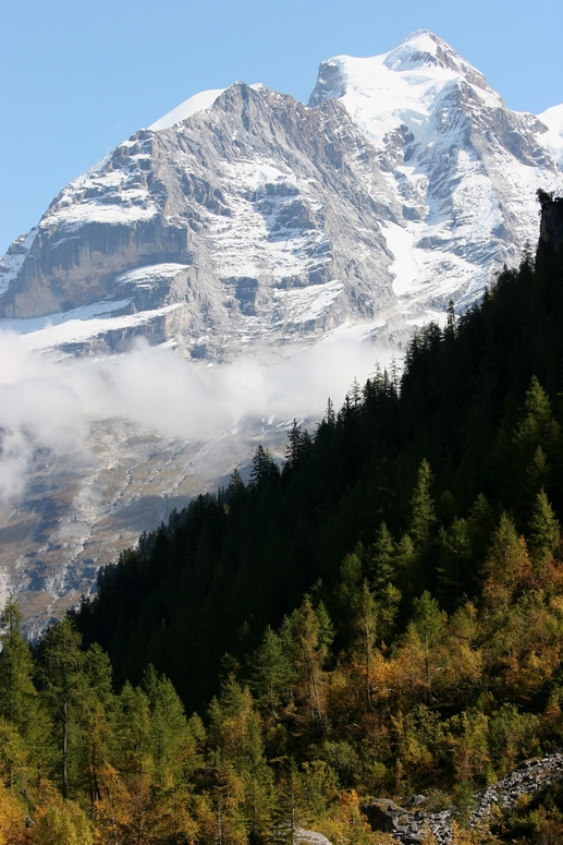 Berglandschaft im "Hinteren Lauterbrunnental" (Berner Oberland / Schweiz)