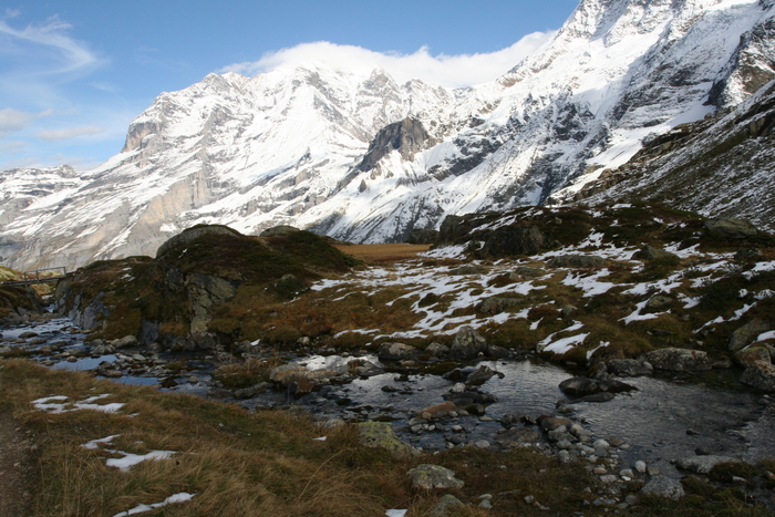 Berglandschaft im "Hinteren Lauterbrunnental" (Schweiz)