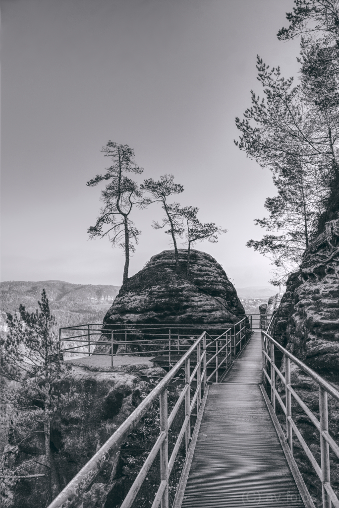 Berglandschaft In Schwarz Weiss Foto Bild World Natur Landschaft Bilder Auf Fotocommunity
