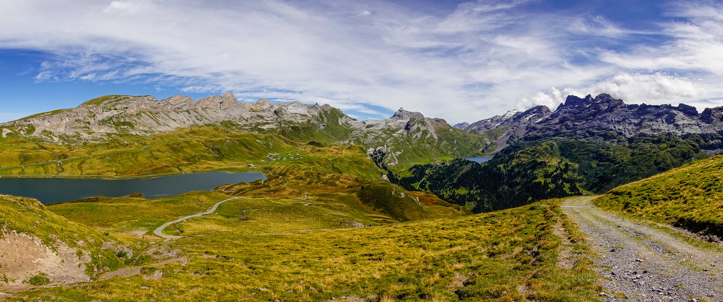 Bergpanorama bei Melchsee-Frutt mit dem Tannensee