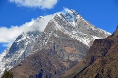 Bergpanorama in der Manaslu-Region