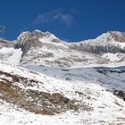 Bergpanorama in Weiß