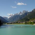 Bergpanorama mit Stausee