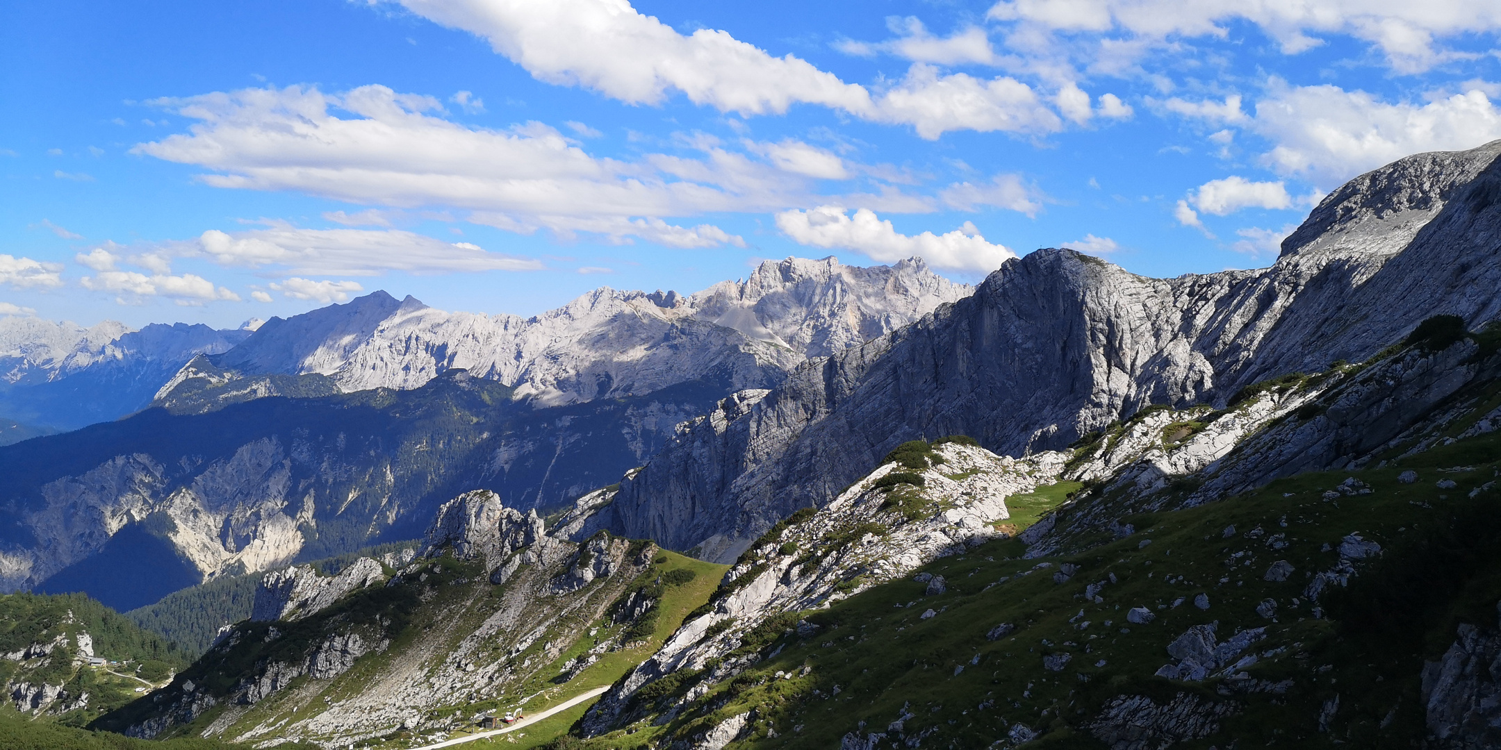 Bergpanorama Nahe der Alpspitze