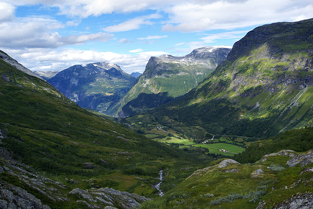 Bergpanorama oberhalb von Geiranger