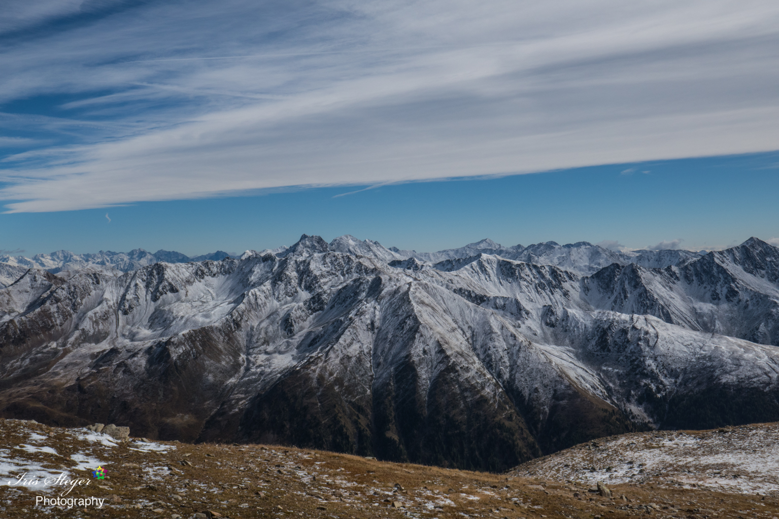 Bergpanorama Richtung Dolomiten auf dem Hinterbergkofel 2'762m