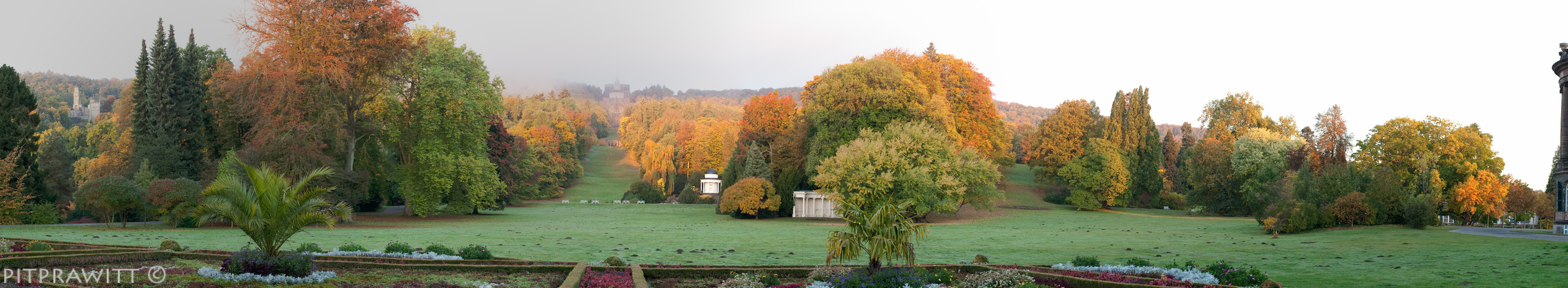 Bergpark Wilhelmshöhe im Herbst