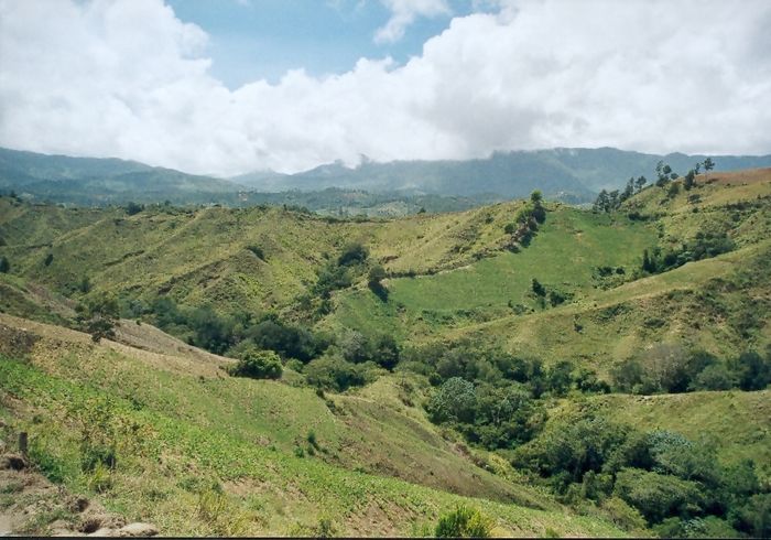 Bergregion zwischen Jarabacoa und Constanza (ca. 1'000 m.ü.M.)