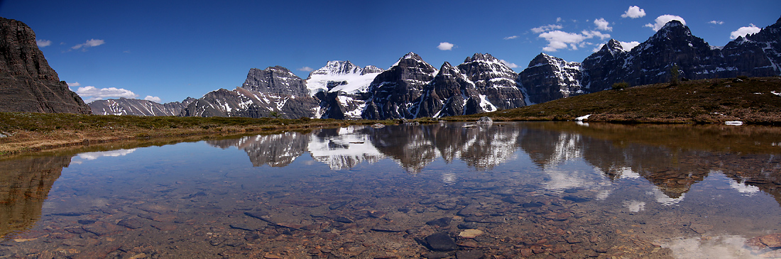 Bergsee (einer von vielen Seen in Kanada)