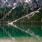 Bergsee im Herbst