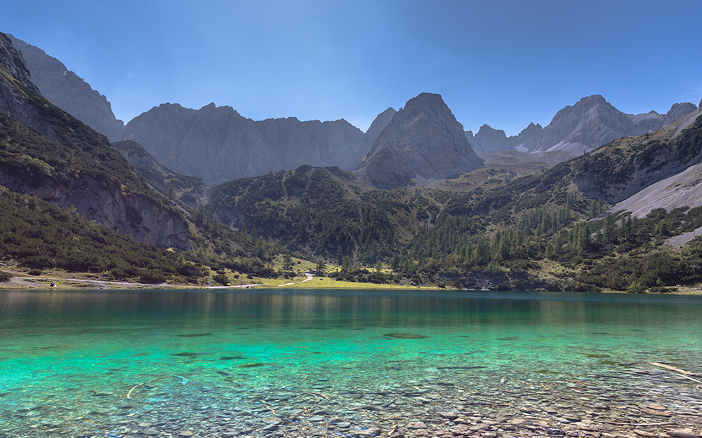 Bergsee in den Alpen