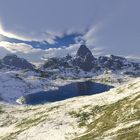 Bergsee in der Abendsonne