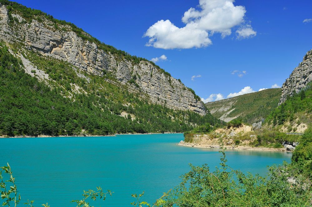 Bergsee in der Haute Provence