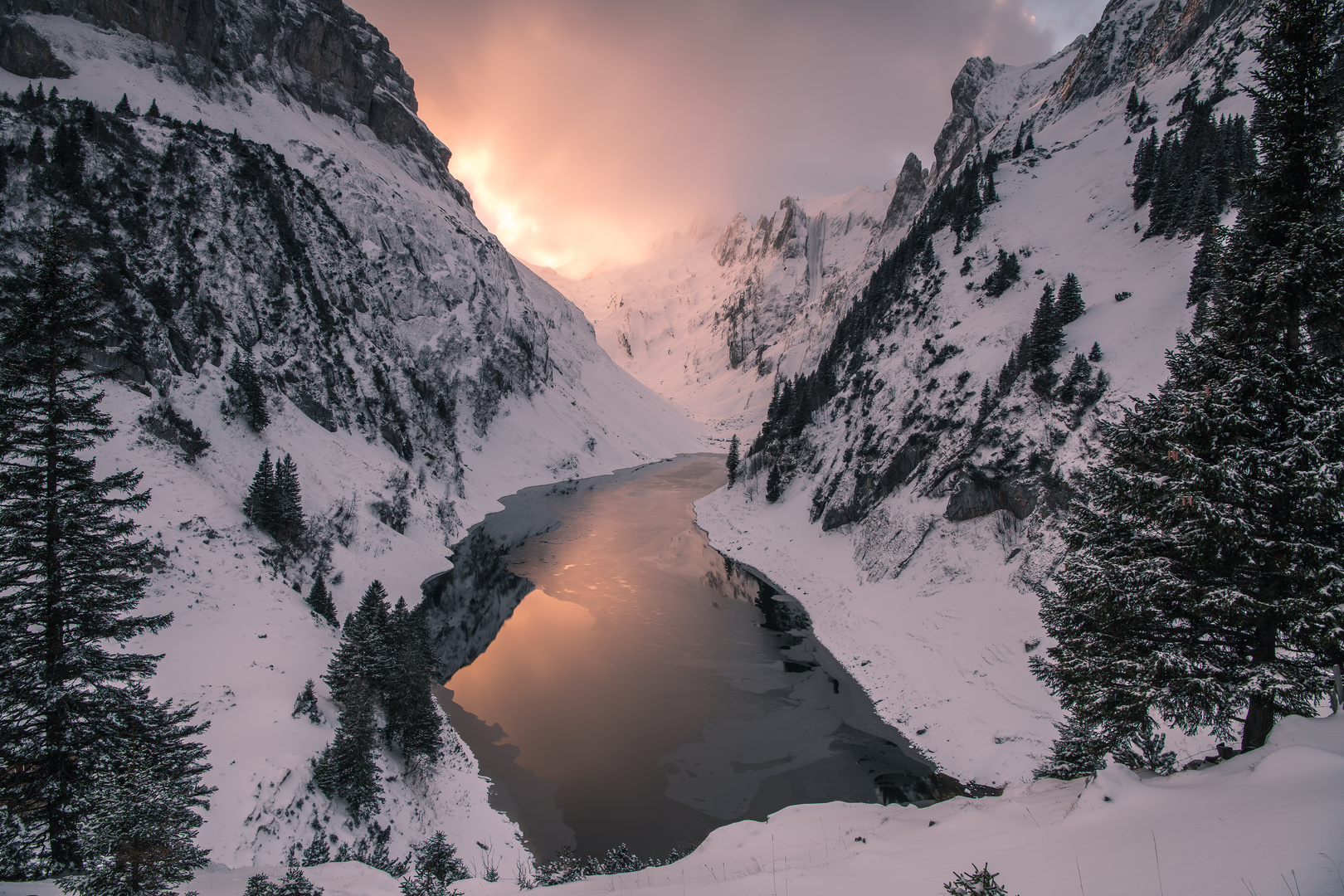 Bergsee in der Schweiz